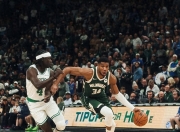 格林狂砍字母哥分，76人迎来新赛季高光！