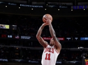 公牛绝杀时刻，连续三场30+点燃赛场，逆转取胜迎来胜利！