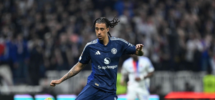 关于里昂中卫表现稳定，球队防守屡屡建功的信息